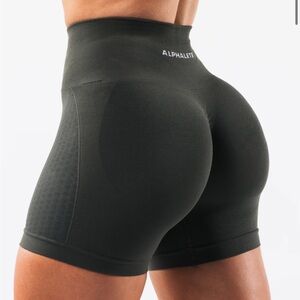 Alphalete contour shorts 5” mountain top  NWT